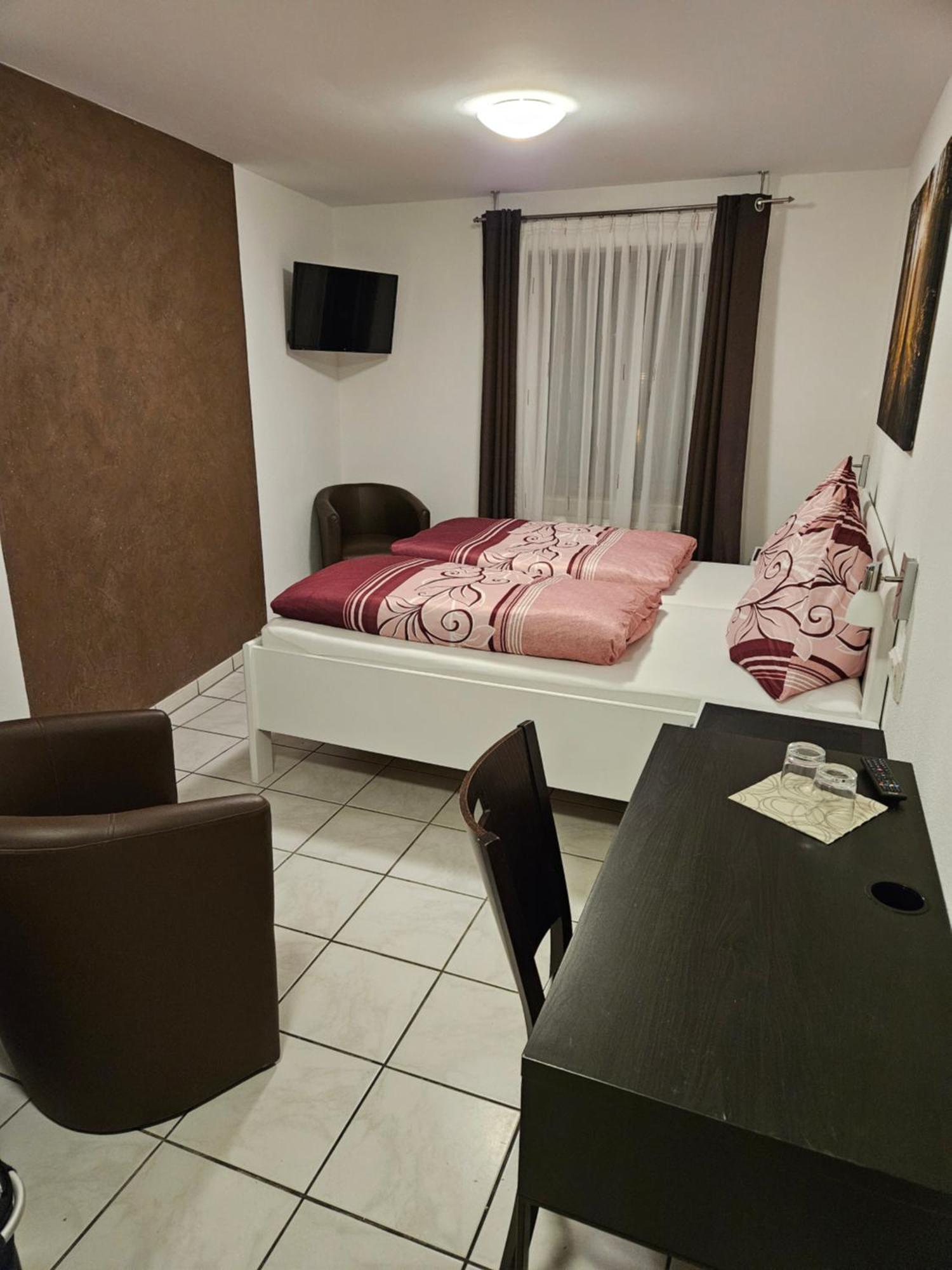 Hotel Alt Cues Bernkastel-Kues Eksteriør bilde
